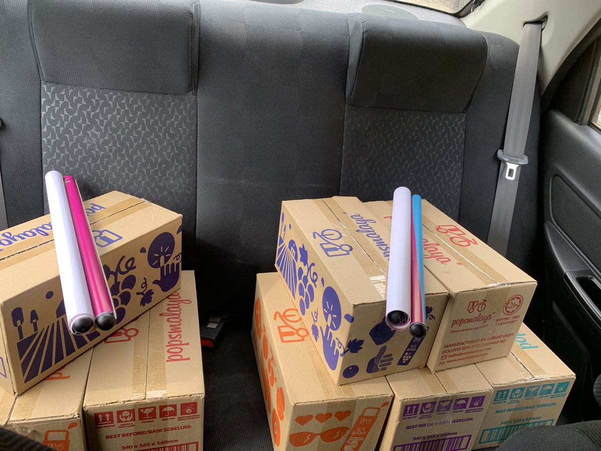 afiqah_wn's tweet photo. NEW AGENTS RECRUIT!
Satu cover area Wakaf Che Yeh, satu lagi cover area Bachok.
Yang nak join team Wan as Dropship/ Mini Agent/ Agent boleh roger yer βΊοΈπ.
Yang nak order loose pun boleh, semua perisa available.
#icebars #icebarspopsmalaya #icebarskelantan https://t.co/w41FPEYfCq