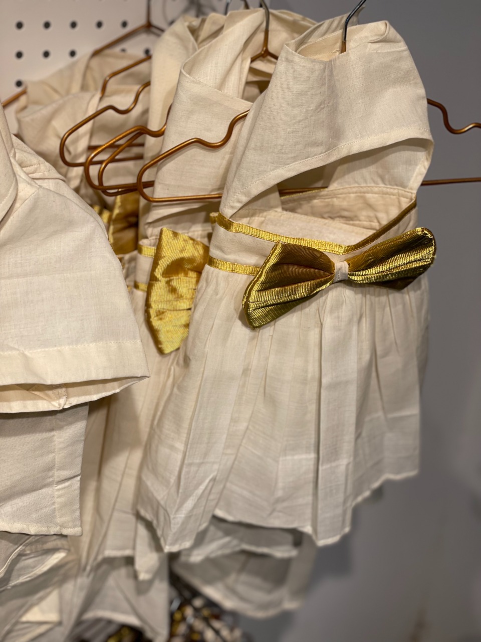 Rajesh Abraham🇮🇳 on Twitter "A pet shop in Kochi is offering 