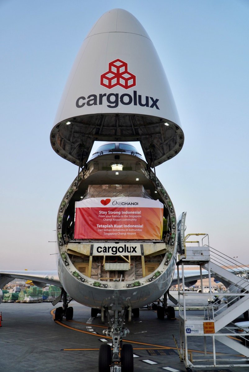 Cargolux Airlines (@cargolux_intl) on Twitter photo Cargolux is proud of supporting Indonesia’s fight against COVID-19. As part of a <a href="/ChangiAirport/">Changi Airport</a> community initiative, Cargolux offered free transport of oxygen concentrators from LAX to SIN.
#staystrongCGK #cargoluxfliesthesupplies #cargolux #changifoundation #SIN Cargolux is proud of supporting Indonesia’s fight against COVID-19. As part of a <a href="/ChangiAirport/">Changi Airport</a> community initiative, Cargolux offered free transport of oxygen concentrators from LAX to SIN.
#staystrongCGK #cargoluxfliesthesupplies #cargolux #changifoundation #SIN