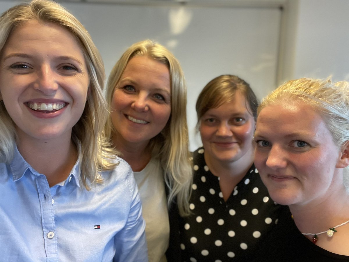 I Nyborg kommune er vi fire kvindelige spidskandidater i det rød-grønne valgforbund. Det er faktisk lidt sjældent og rimelig sejt! Tak til SF, RV og Enhedslisten for et fantastisk samarbejde 🌹 #kv21 #ligestilling