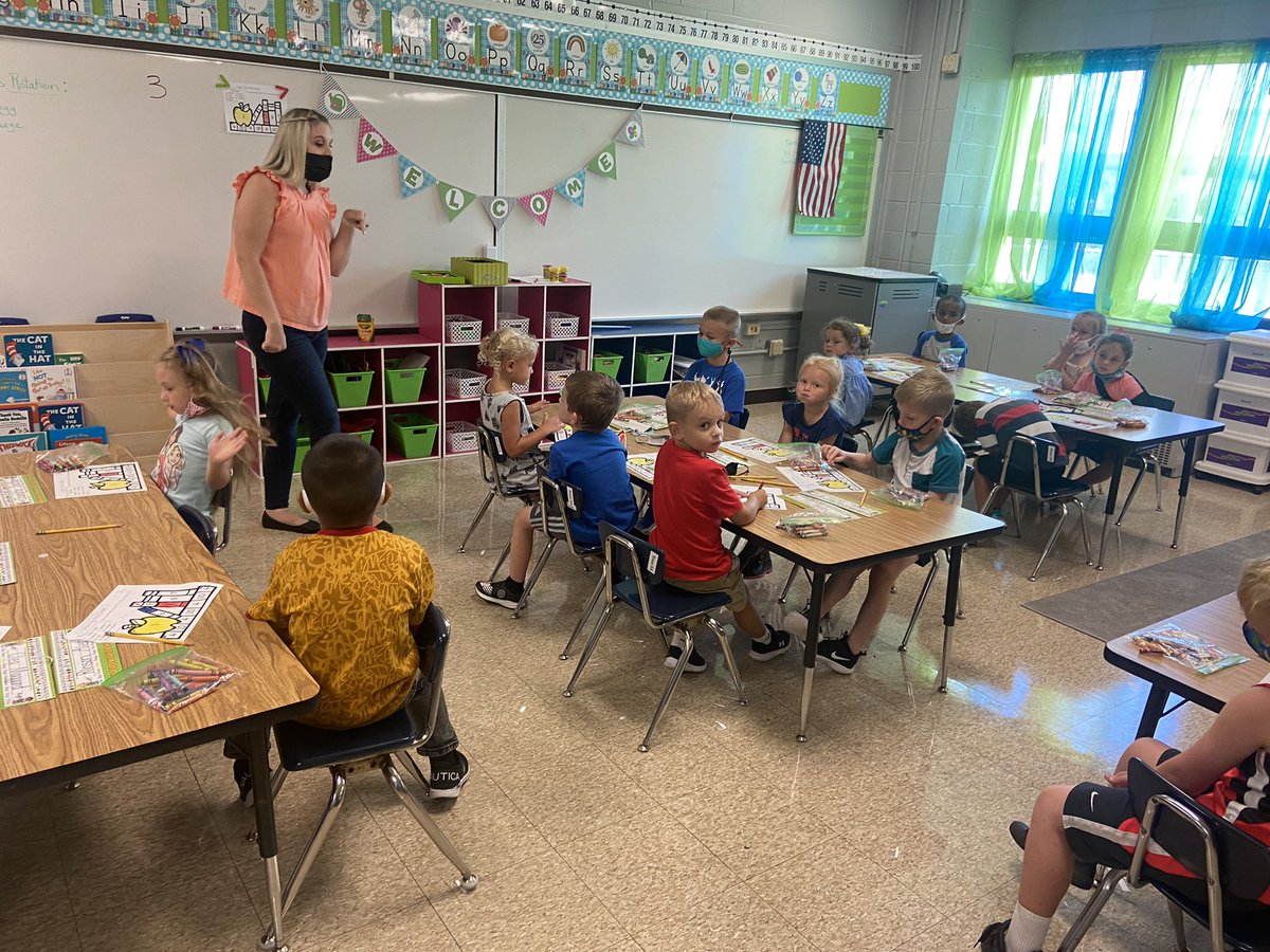 BES_Eagles's tweet photo. Day 2 at Burlington is off to a great start! We love seeing our Eagles in-person, working hard! https://t.co/GCJBwH5Oqp