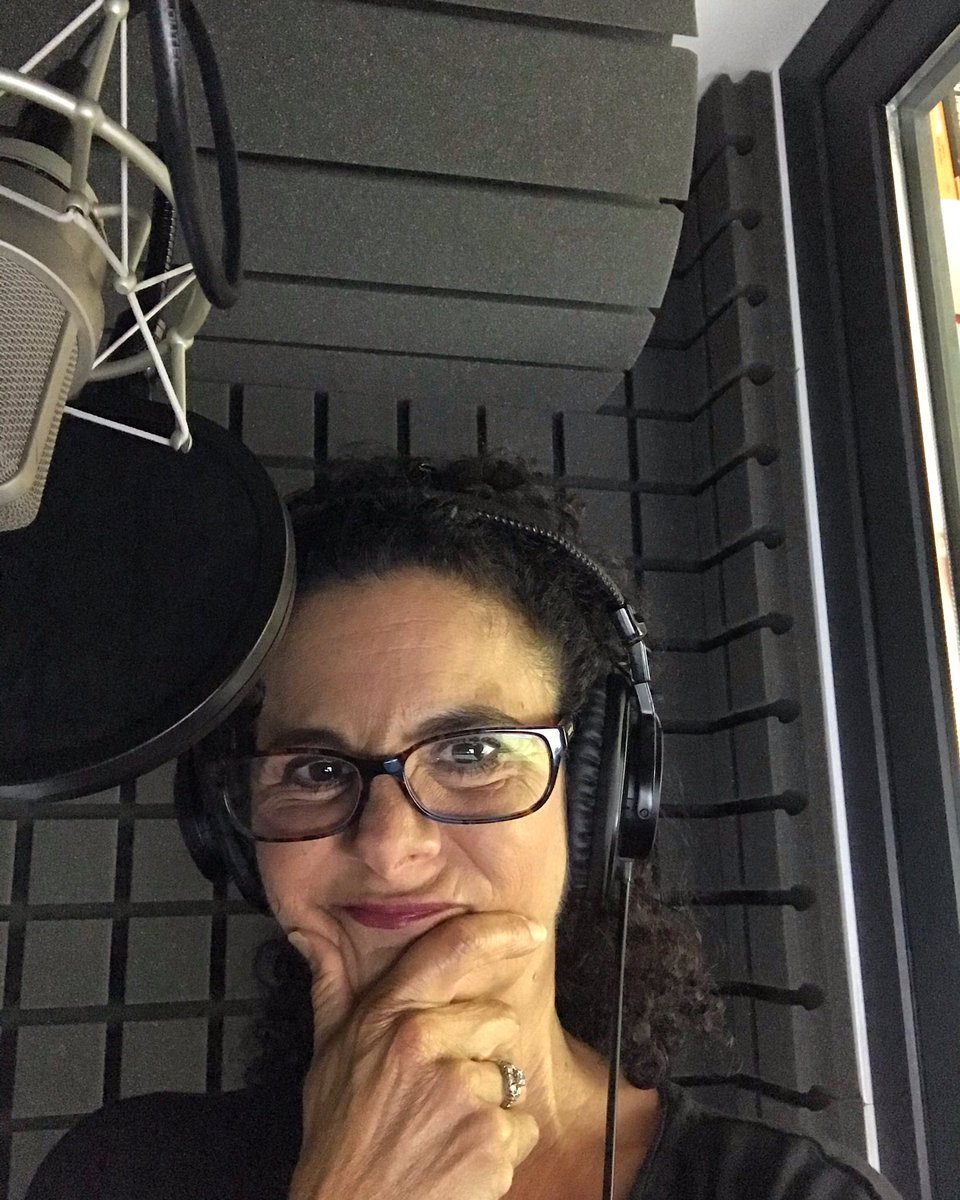 DeniseAshlynd's tweet photo. That feeling when you’ve done pronunciation research for a VO spot and now realize you’ll get targeted ads for said product. 🤨 #volife
#voiceover #voiceacting #voiceartist #acting #actorslife #voproblems #homestudio #advertising #marketing #commercials https://t.co/Ef0ijRg6fZ