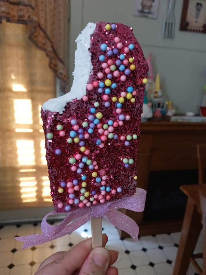 Craftingbarbara's tweet photo. Check Out My New Video Of Me Showing You How I Make Fake Bakes And More For Decorations For Full Videos Subscribe To My YouTube Channel Link Here👇
https://t.co/qFIKsOUXVc
#crafting #craft #fakebake #art #artist #Fakebakes #cupcake #cupcakes #craftingwithbarbara #YouTuber https://t.co/7aBR13qlFv