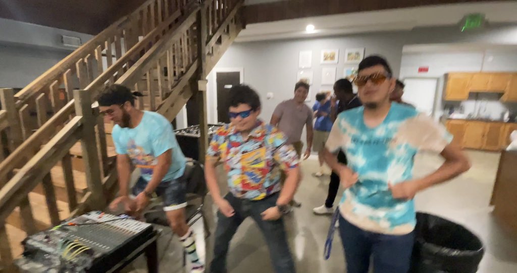 StephenFisherJr's tweet image. The 70s party was awesome