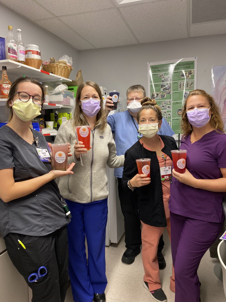 Thank you to Solstice Nutrition for showing our ED staff some love with a surprise pick-me-up to start their shift!💚