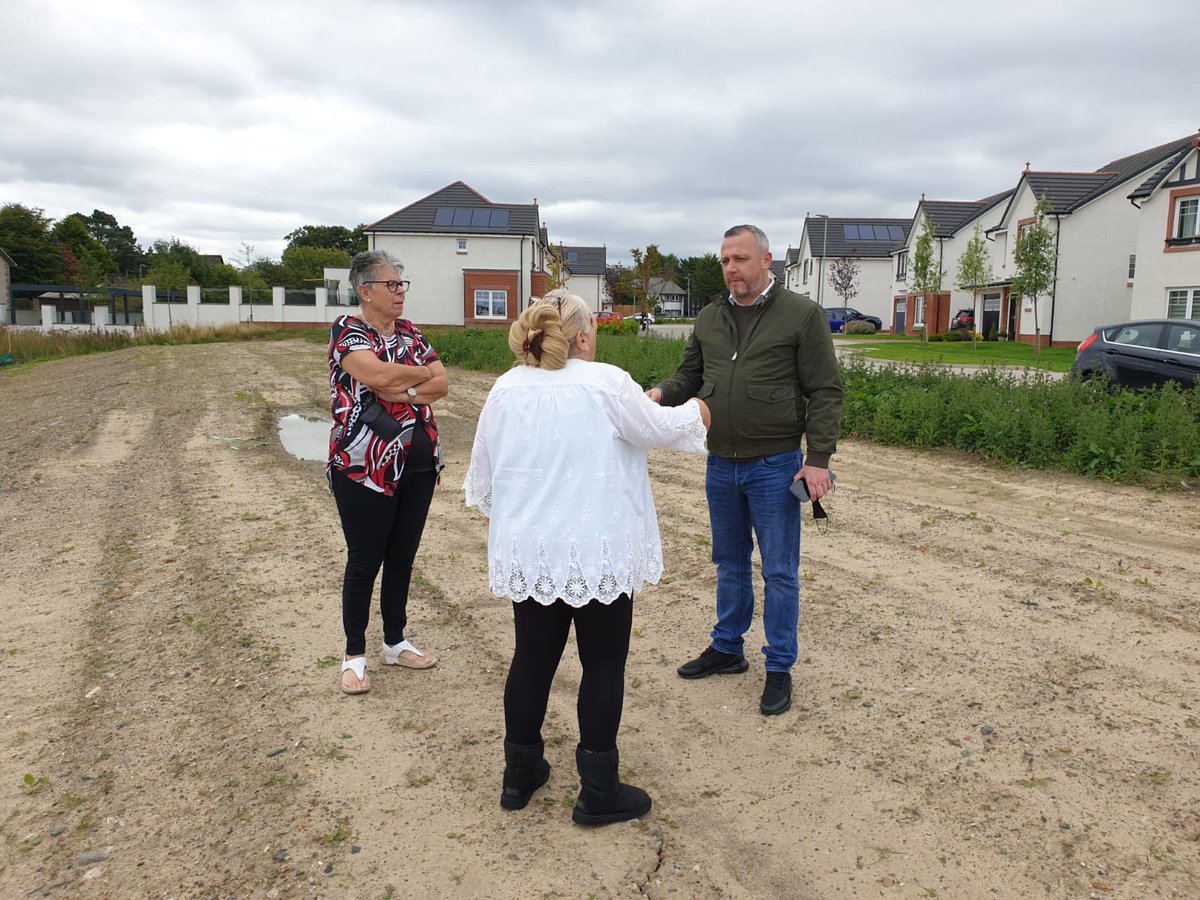 StevenBonnarSNP's tweet image. Had a great visit to Gartcosh today to meet with key community members and learning about the key issues affecting residents. Rest assured, I have listened to you, I understand you and I will do everything in my position to support you.