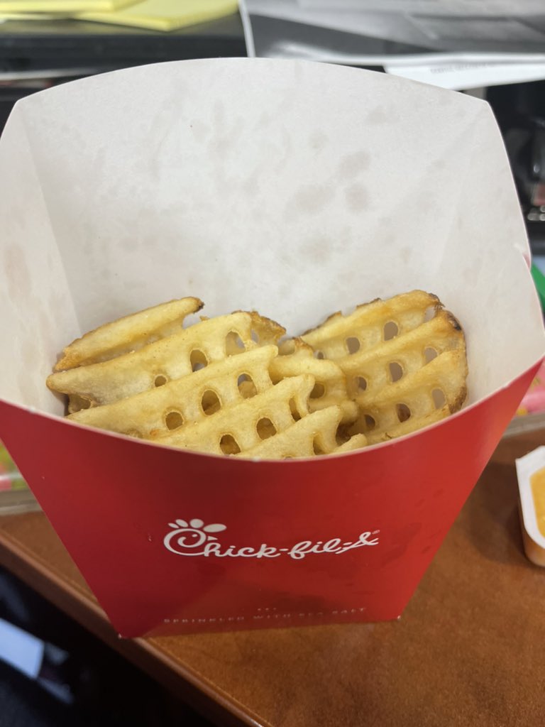Msmarvel75's tweet photo. @ChickfilA has reduced their sizes but still profits.  Large Fry only filled less than half way.  #disappointment https://t.co/5oUGAzfEkM