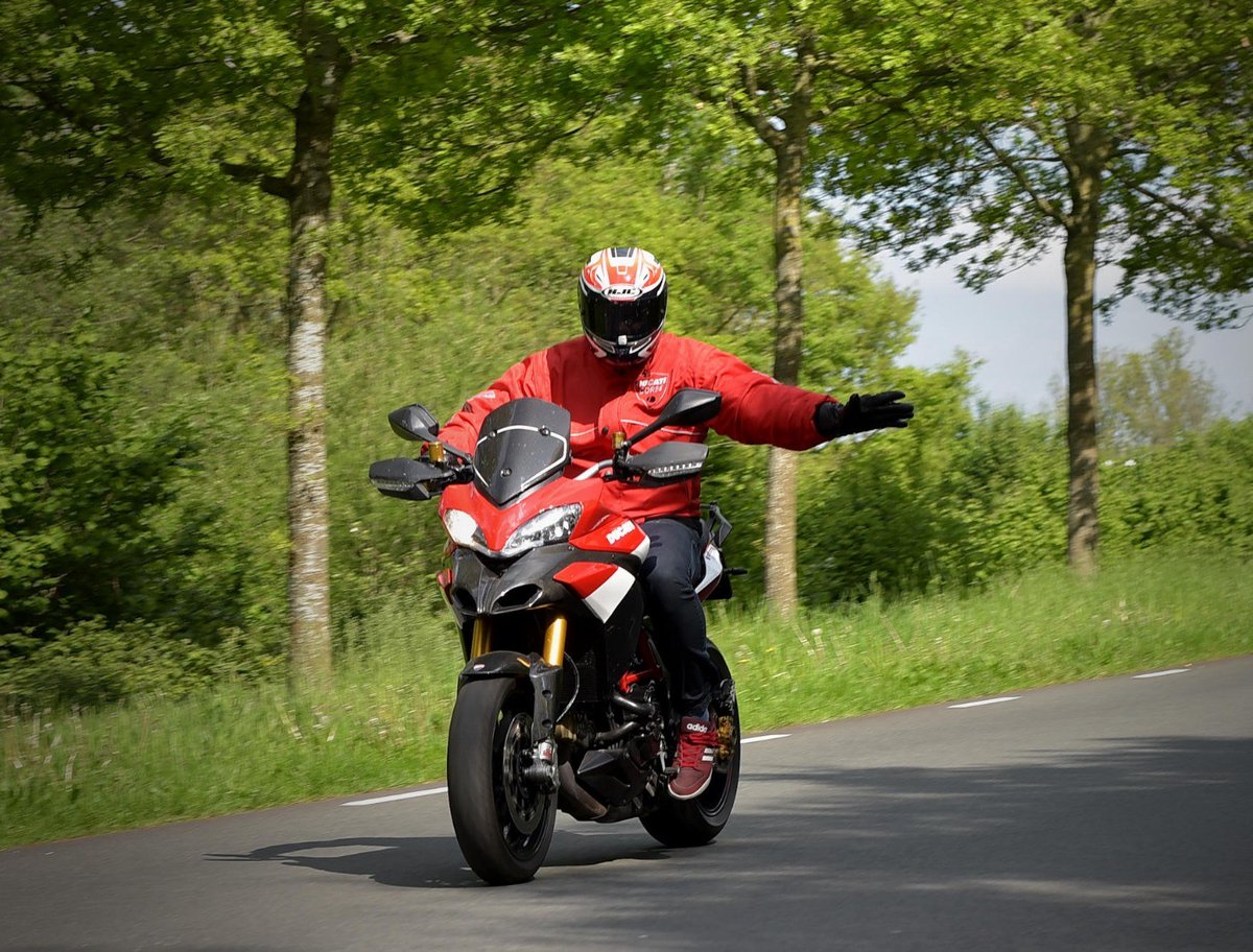 Henk Haasjes tweet media