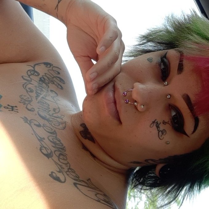 #NewProfilePic https://t.co/hjEM3Z2DPN<a href="/tag/newprofilepic"class="tags">#NewProfilePic</a>