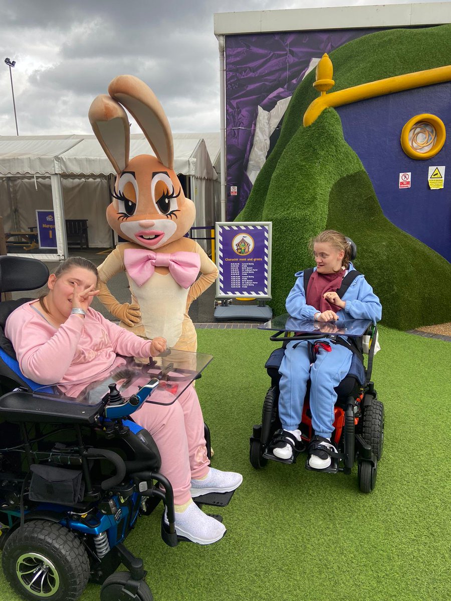 CCMRehab's tweet photo. We absolutely LOVE getting sent photos like this from our clients! It's especially wonderful to know that hard work and dedication from the whole team makes magical moments like this possible! https://t.co/20FXQO4Fr3