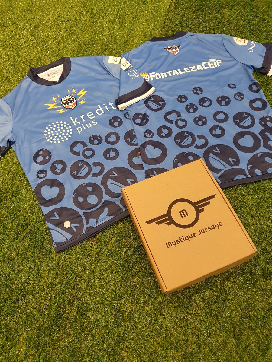 MystiqueJerseys's tweet photo. Competition Time! 

If Spurs win tonight, someone will win a free Mystery Footballl Jersey Box! 

Get yours here 👇
https://t.co/s6kAUEURIL 

To enter:
🔄 Retweet https://t.co/OgEGqTVajD