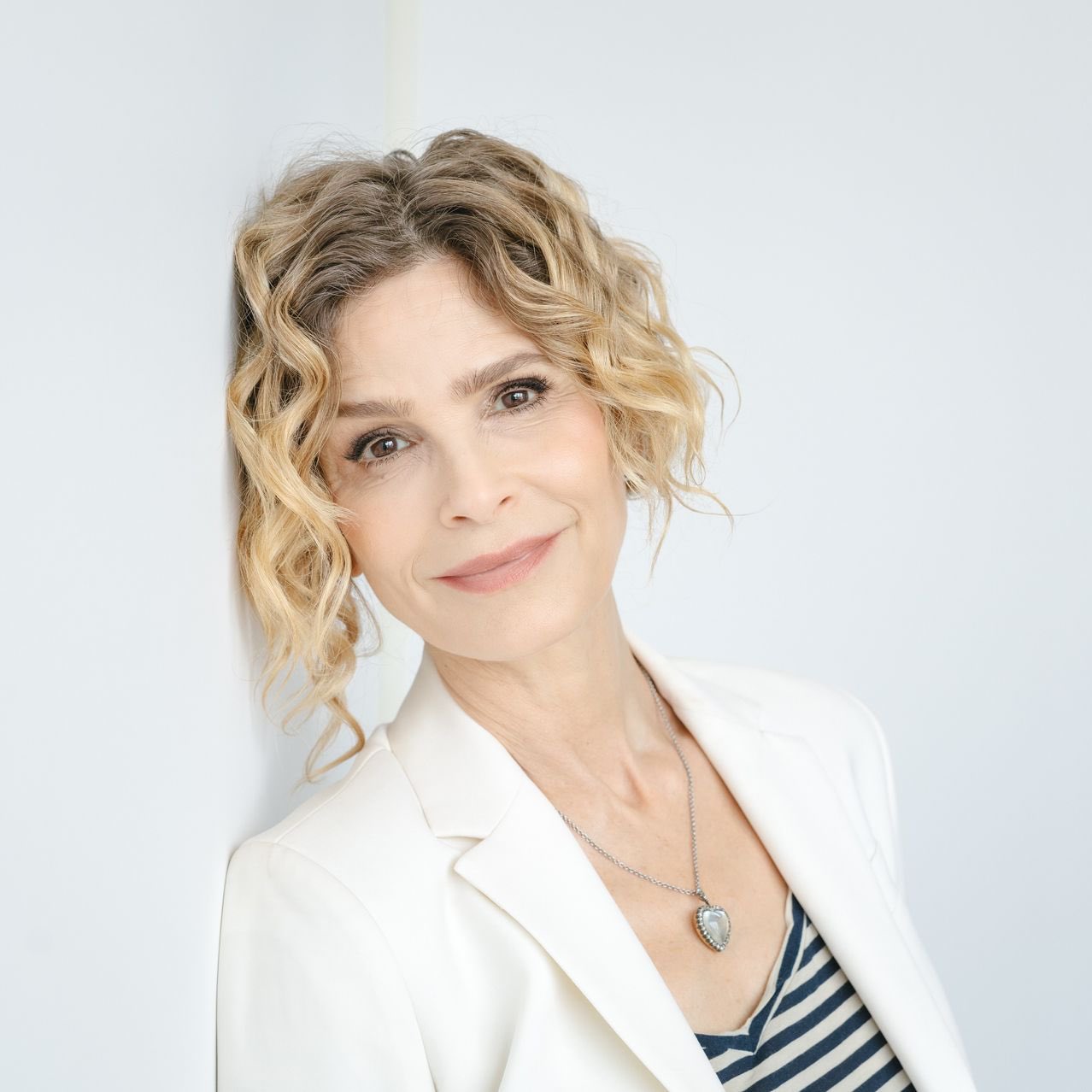 Happy Birthday to Kyra Sedgwick 