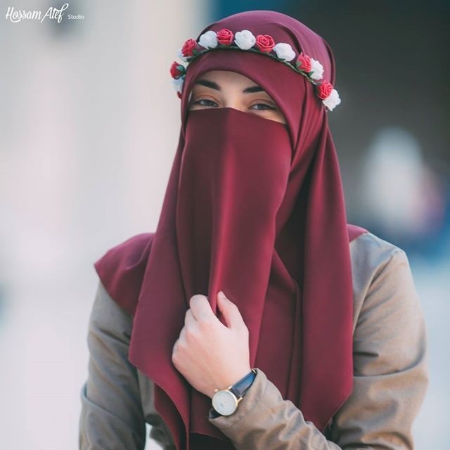 कैसी लग रही हूँ मै दोस्तो ?🙈

बताव #profilepic केसी है ?