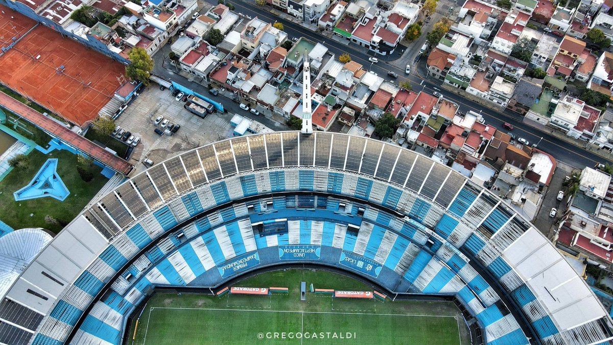 Racingmaníacos tweet media