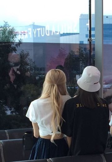 loveselovese's tweet photo. just match : fourteen
พักใจมาอ่านอะไรน่ารักๆกันค่ะ😊
#chaelisa #lichae #lichaeng #jensoo #ficblackpink #แชงลิซ่า #ลิซแชง #แชงลิซ #เจนซู #justmatch
👇🏻
https://t.co/OD1EQett3F
👆🏻 https://t.co/NIV5qabNMr