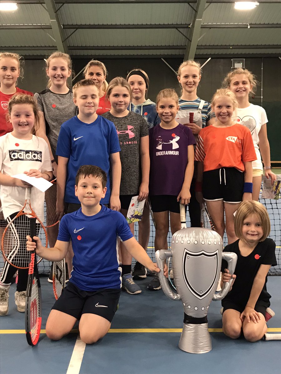 BodminTennis's tweet photo. @LTACompetitions Family Cup #teamchallenge 14 pairs placed into 🔴&amp;🔵 teams, played 49 doubles matches, Rally game involving ♠️♣️♦️♥️playing cards and ended with rounders. Well done to the 🔴team for the 🏆 https://t.co/dX0yfPfPB5