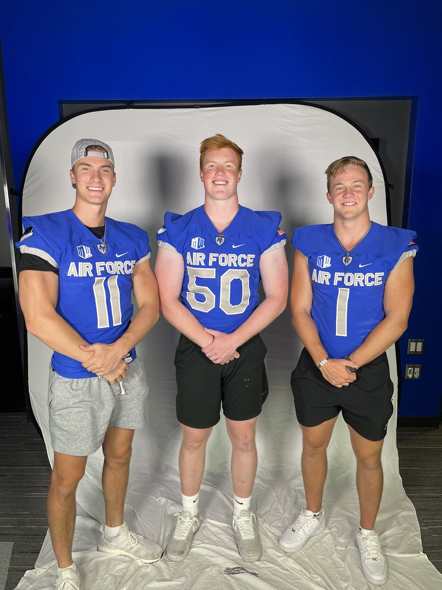 connerwnek_11's tweet photo. Thank you Air Force Football @AF_Football https://t.co/k8mzI5xlkC