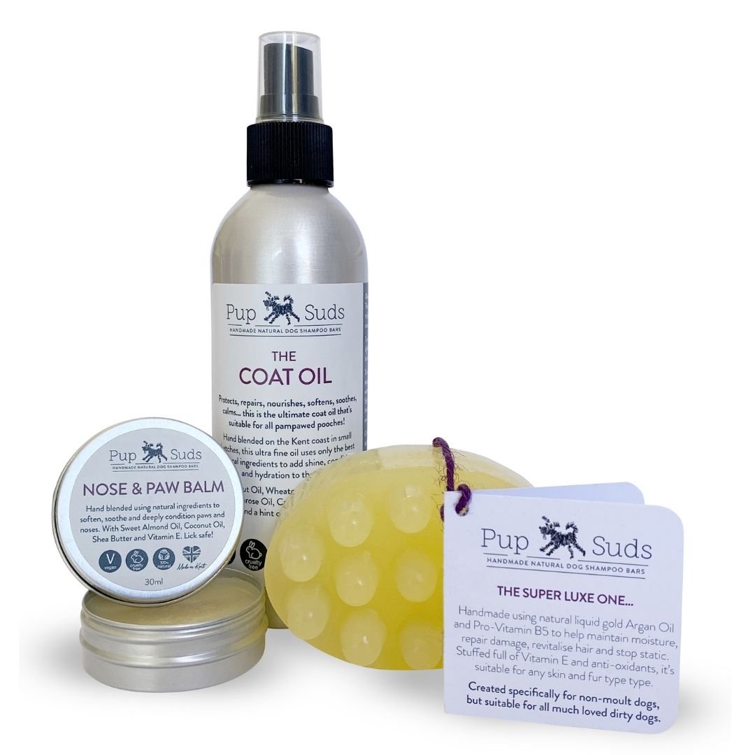 JessandTish's tweet photo. For non-moulting pooches that need a bit of pampering. Make grooming feel like a spa day using handmade, environmentally friendly &amp; 100% natural products that are good for your dog's skin and coat by @Pup_Suds  https://t.co/PDDv8KWZ8e https://t.co/ZbSBZ5GLqO