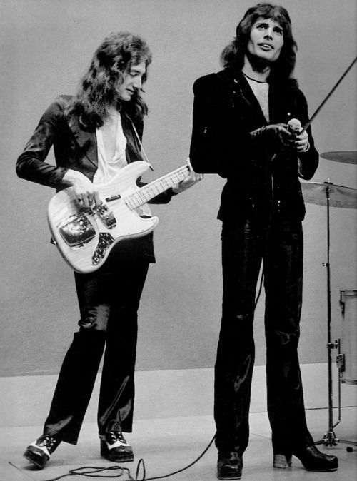 A very happy 70th birthday to John Deacon. Pictured here with Freddie Mercury, c.1973. 