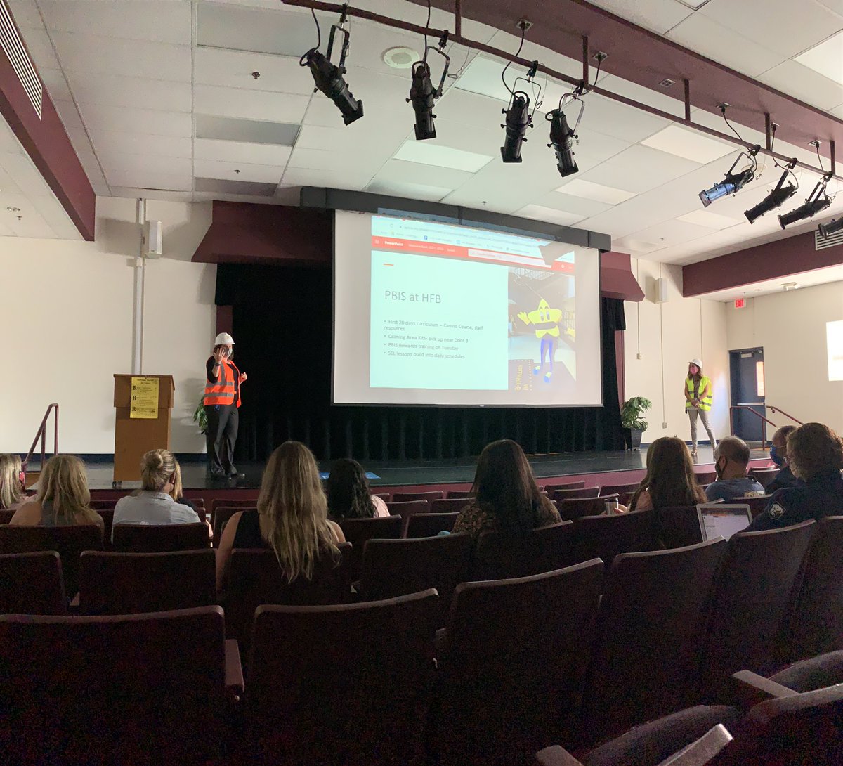 Kelly Barrett tweet media