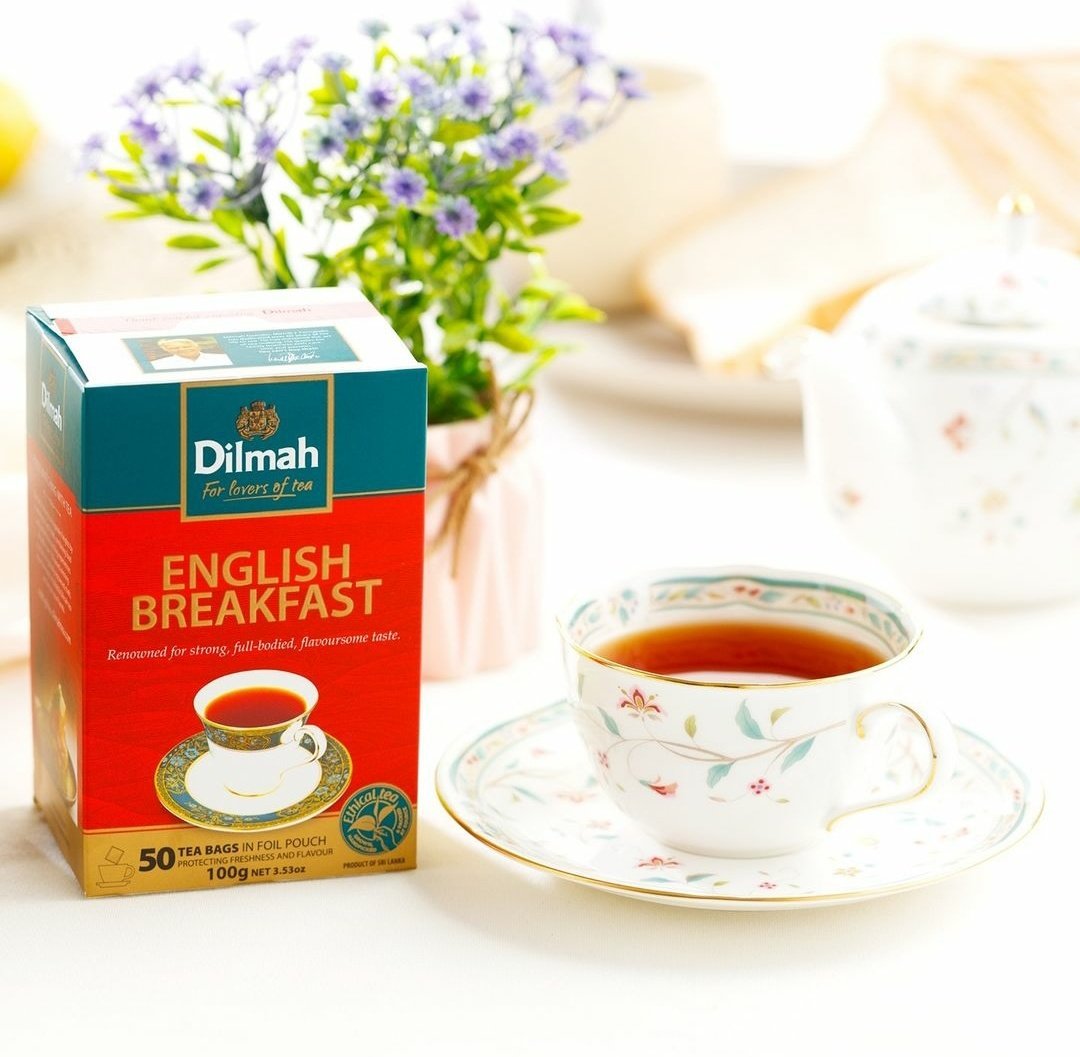 Did you know that #EnglishBreakfastTea actually originated from the Dimbula Valley of #SriLanka. This region is famous for producing #Tea that is strong, bright and filled with character! #DoTryIt

Shop now- shop.dilmahtea.co.za/promotions/tea…