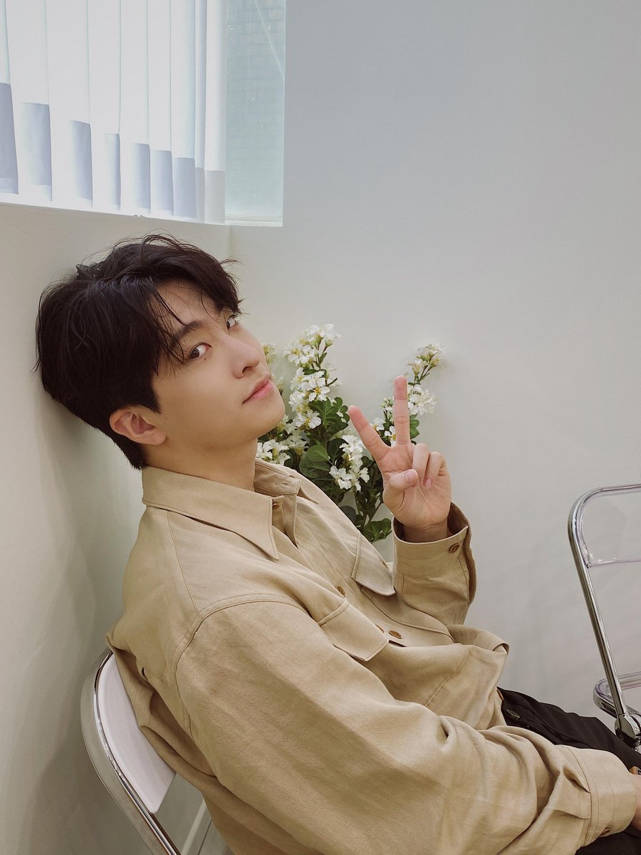 Ars_omma's tweet photo. You're my everything @GOTYJ_Ars_Vita 
@GOTYJ_Ars_Vita
#Youngjae #영재  
#GOT7 #갓세븐 
@GOT7Official @SublimeArtist_ https://t.co/iVY4LaZzzS
