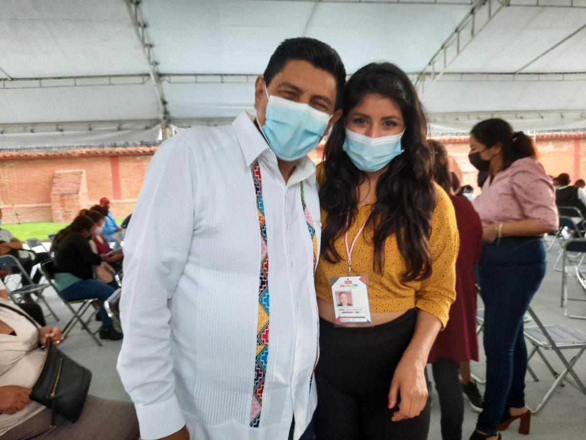 Yesenia Rodriguez (@yesenia_rdleon) on Twitter photo Agradezco al senador <a href="/salomonj/">Salomón Jara Cruz</a> por tomar en cuenta la participación de las mujeres en la 4T. Un gusto ser escuchada en las reuniones de #MorenasOaxaca Agradezco al senador <a href="/salomonj/">Salomón Jara Cruz</a> por tomar en cuenta la participación de las mujeres en la 4T. Un gusto ser escuchada en las reuniones de #MorenasOaxaca