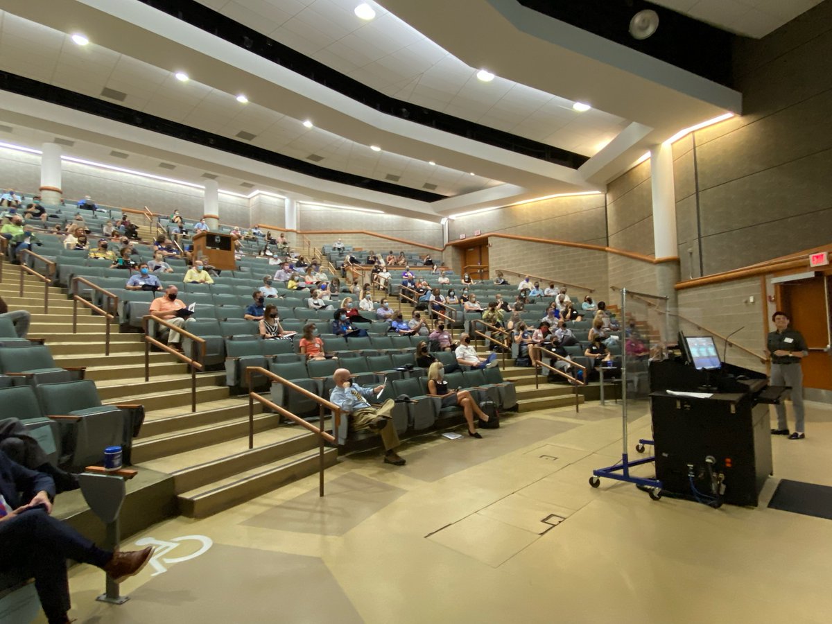 KUBichelmeyer's tweet photo. It was wonderful to be a part of this year's KU Teaching Summit hosted by the Center for Teaching Excellence. Here is keynote speaker Dr. Ashley Finley discussing how to prepare students to flourish in their careers and contribute to a common good. https://t.co/fAqHBGPtcX