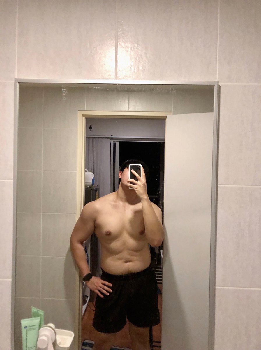 to_ey_n's tweet photo. เหงื่อไหล ชุ่มช่ำ 🙂💦
#TOEYFIT https://t.co/85COMZ0d6M
