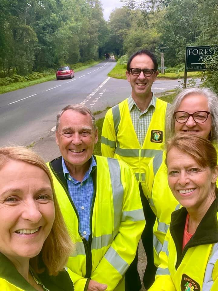 Maresfield_PC's tweet photo. Katy Bourne, Sussex Police and Crime Commissioner, and Roy Galley, Vice Chairman of the County Council,  joined local speedwatch volunteers at the roadside in Fairwarp yesterday. https://t.co/GurdAw9NGW