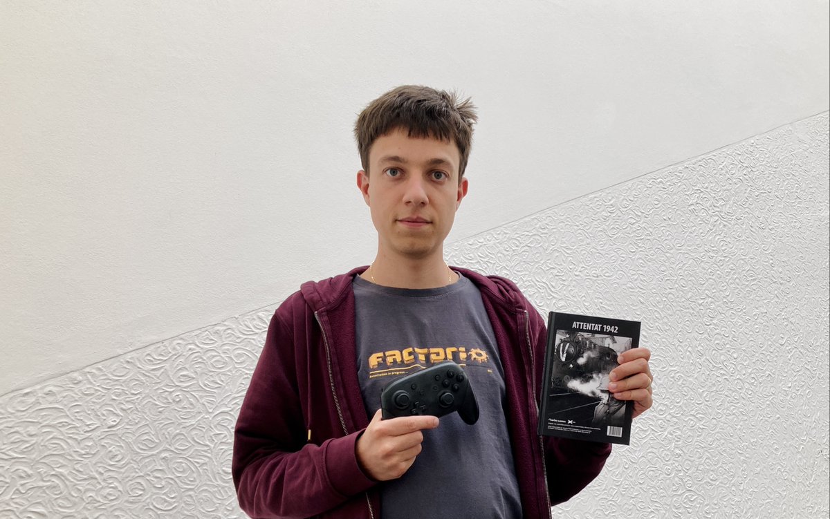 CharlesGames_cz's tweet photo. We might not show Karel often, but he's working hard behind the scenes, figuring out how to bring Attentat 1942 and Svoboda 1945: Liberation onto Switch! 

Check out the Steam page for our newest game in the meantime: https://t.co/q8ceVrB2YD

#gamedev #switchdev #indiegame #karel https://t.co/RNvjkE0j0n