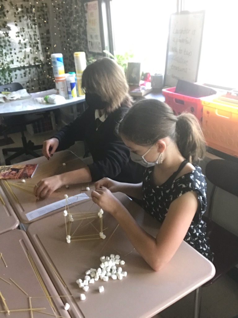 HMS_Team73's tweet photo. Discovering the importance of a strong foundation! #futurearchitects #harlemms #layingthefoundation https://t.co/HzNopvwlg4
