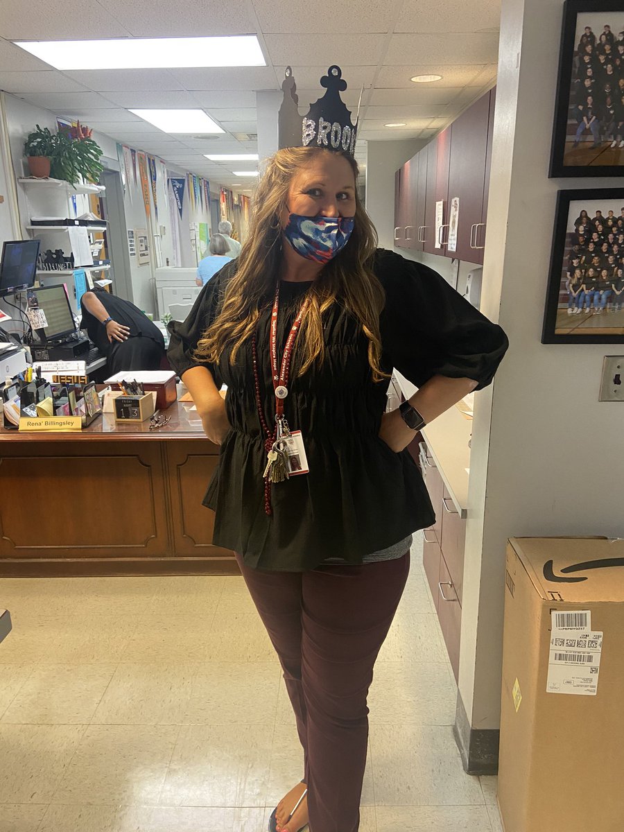 Feeling Royal <a href="/WildcatBRHS/">Benjamin Russell High School</a>! Was crowned an honorary senior! #seniortraditions #WeRBR #WildcatPride