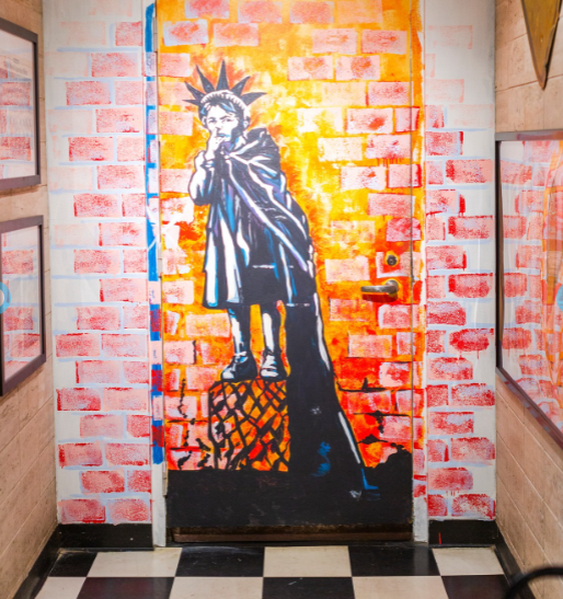 empirestatedeli's tweet photo. Have you noticed our fun murals throughout the restaurant? The wonderful artist @mardiclaw painted them for us and we look forward to getting more! She's not only a talented artist she REALLY great to work with! Check them out next time you stop by or check her work out online. https://t.co/rIW3HwmObm