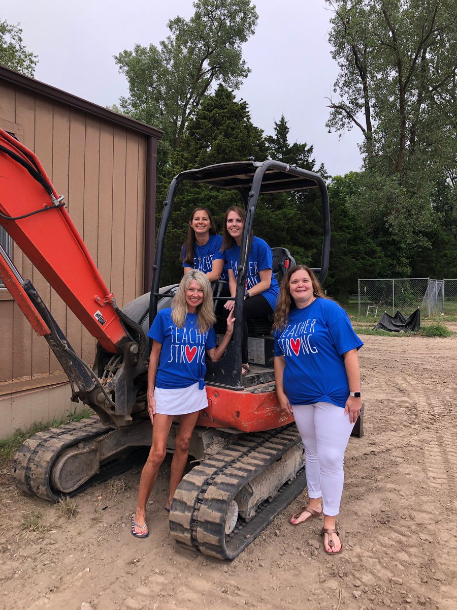 TeamMossRBE's tweet photo. We are so excited for a new school year at @rbebears! Cannot wait to learn and grow with @Turner2ndRBE & @TeamBlumbergRBE this year! Itโs going to be an awesome! Of course our team picture is embracing all the construction happening! #teacherstrong #UnderInstruction https://t.co/XxlYYxmYgN