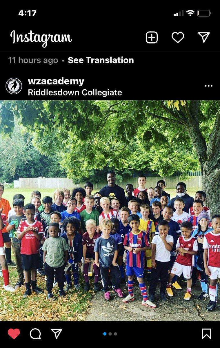 cpfcjontyy's tweet photo. Zaha’s son wearing an Arsenal shirt hurts more than it should. https://t.co/fx7S7qqb7M