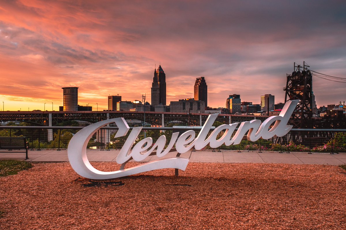 GabeWasylko's tweet photo. Happy #WorldPhotographyDay from Cleveland, OH https://t.co/0owTWdJOyB