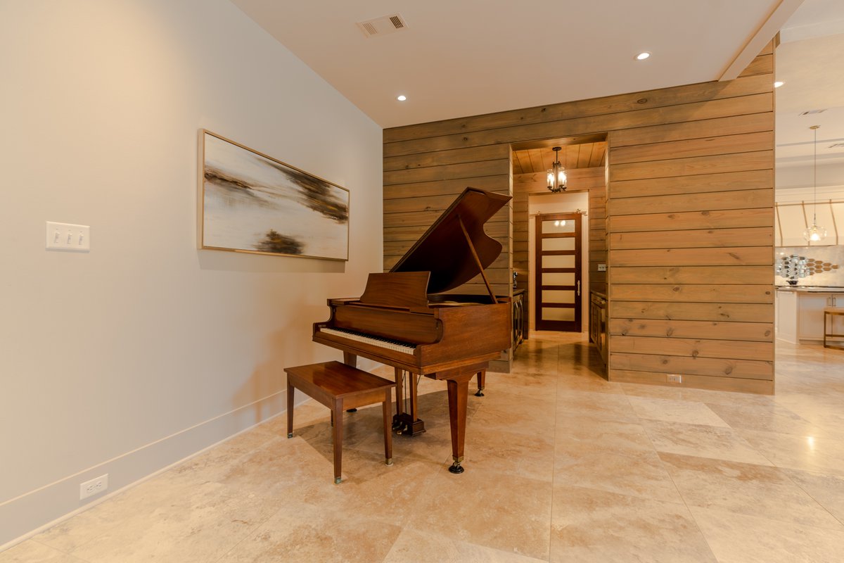 Ecko360E's tweet photo. 1st impressions are everything! So when it comes to your entryway…go GRAND (piano) 😉 
 
#ecko360estates #ecko360 #realestatephotographer #home #photography https://t.co/xV939WMpol