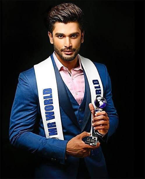 OfficialMrIndia's tweet photo. Reminiscing the iconic moment when @RohitKhandelwa_ won the coveted Mr World 2016 title and became the first Indian and Asian to win the title ever ๐
#RohitKhandelwal #MrWorld2016 #MisterWorld #Flashback #Champion #Winner #Rohit https://t.co/DzqbbIPnGr