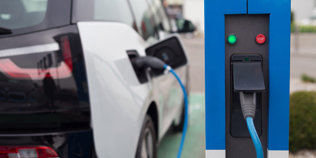 DiggingUpStocks's tweet photo. Sponsored Post:

🔌 Could the battery boom lead to a lithium shortage? This miner is providing answers. Read here>> https://t.co/7s2k7v7XfA🔋

Please read my disclaimer on my profile. https://t.co/XDcKsaSOaH