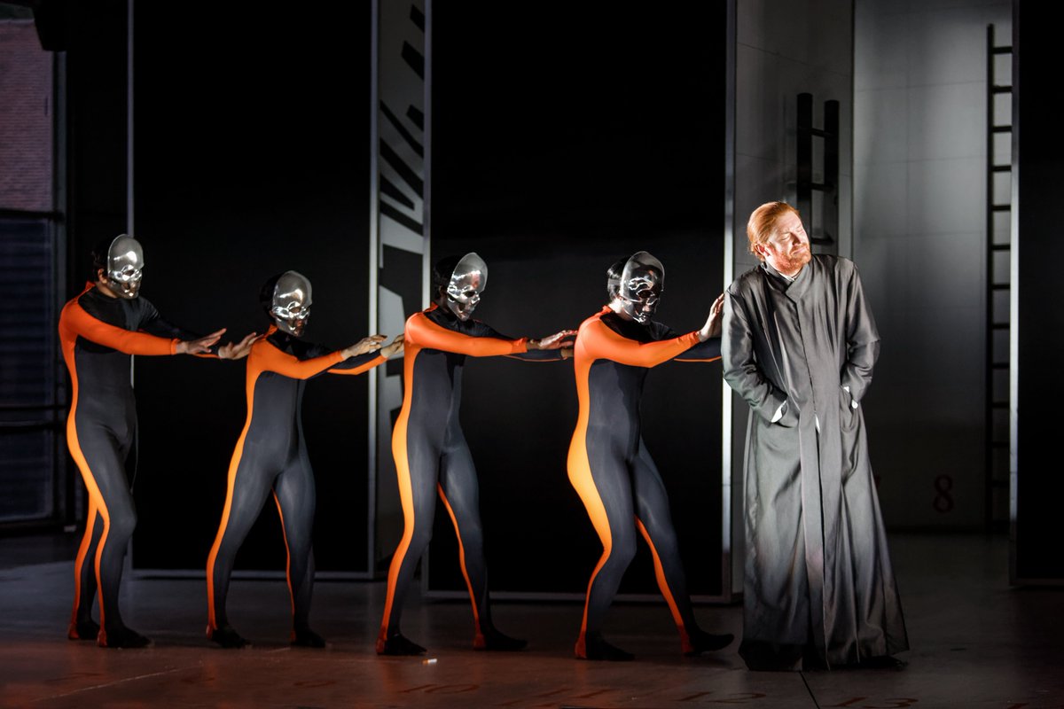 GarsingtonOpera's tweet photo. What's a magic opera without dance...🪄
It's #ThrowbackThursday and we are looking back at this summer's production of #Handel's #Amadigi with @EnglishConcert and our incredible dancers!
#TBT #GOAmadigi #Dance #Opera #Dancers #NetiaJones https://t.co/YrCYoPjnQj
