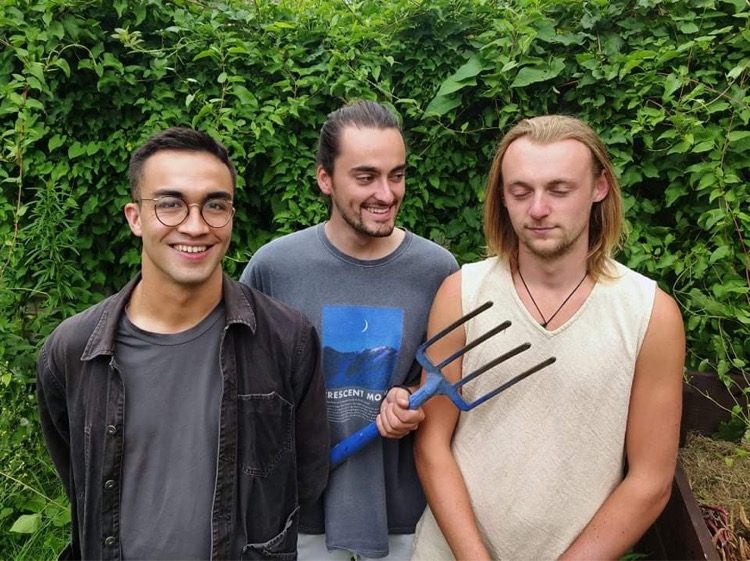 Vortex Jazz Club (@vortexjazz) on Twitter photo 🚨NEW DATE ADDED 🚨
#Grounding feat. @daniel_kemshell (guitar) @pearcebass & Adam Merrell (drums)
📅Thursday 26 August
⏰1st set, doors at 7pm / 2nd set, doors at 9pm
🎟️bit.ly/3ssC2Ao
<a href="/LondonJazz/">UK Jazz News</a> <a href="/jazznewblood/">jazznewblood</a> <a href="/Jazzigator/">Jazzigator ™</a> <a href="/LDNJazzMeetup/">London Jazz Meetup</a> <a href="/jazzlondonlive/">JAZZLONDONLIVE</a> 🚨NEW DATE ADDED 🚨
#Grounding feat. @daniel_kemshell (guitar) @pearcebass & Adam Merrell (drums)
📅Thursday 26 August
⏰1st set, doors at 7pm / 2nd set, doors at 9pm
🎟️bit.ly/3ssC2Ao
<a href="/LondonJazz/">UK Jazz News</a> <a href="/jazznewblood/">jazznewblood</a> <a href="/Jazzigator/">Jazzigator ™</a> <a href="/LDNJazzMeetup/">London Jazz Meetup</a> <a href="/jazzlondonlive/">JAZZLONDONLIVE</a>