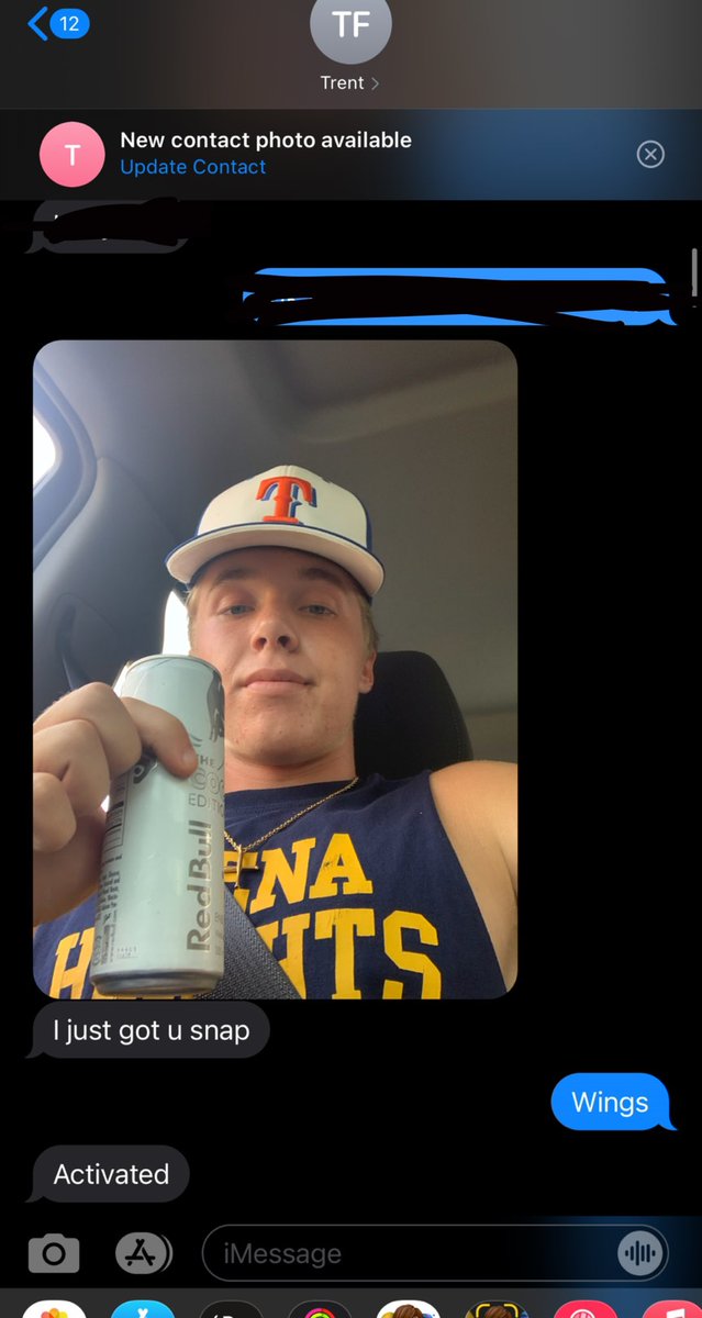 abby_fisher6's tweet photo. @lonsmith49228 @nschnoor4 @redbull https://t.co/Hnu3JDpTso