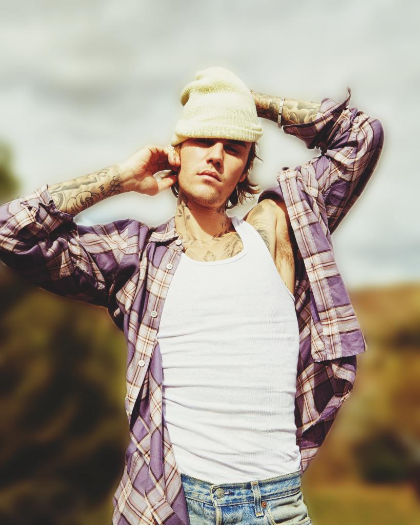 NowJBFacts's tweet photo. .@justinbieber extends his own record as the male artist with the highest monthly listeners peak on Spotify with 79,493,022 listeners. He now needs +3,436,383 listeners to break all time record. https://t.co/YjrlB6TeV7