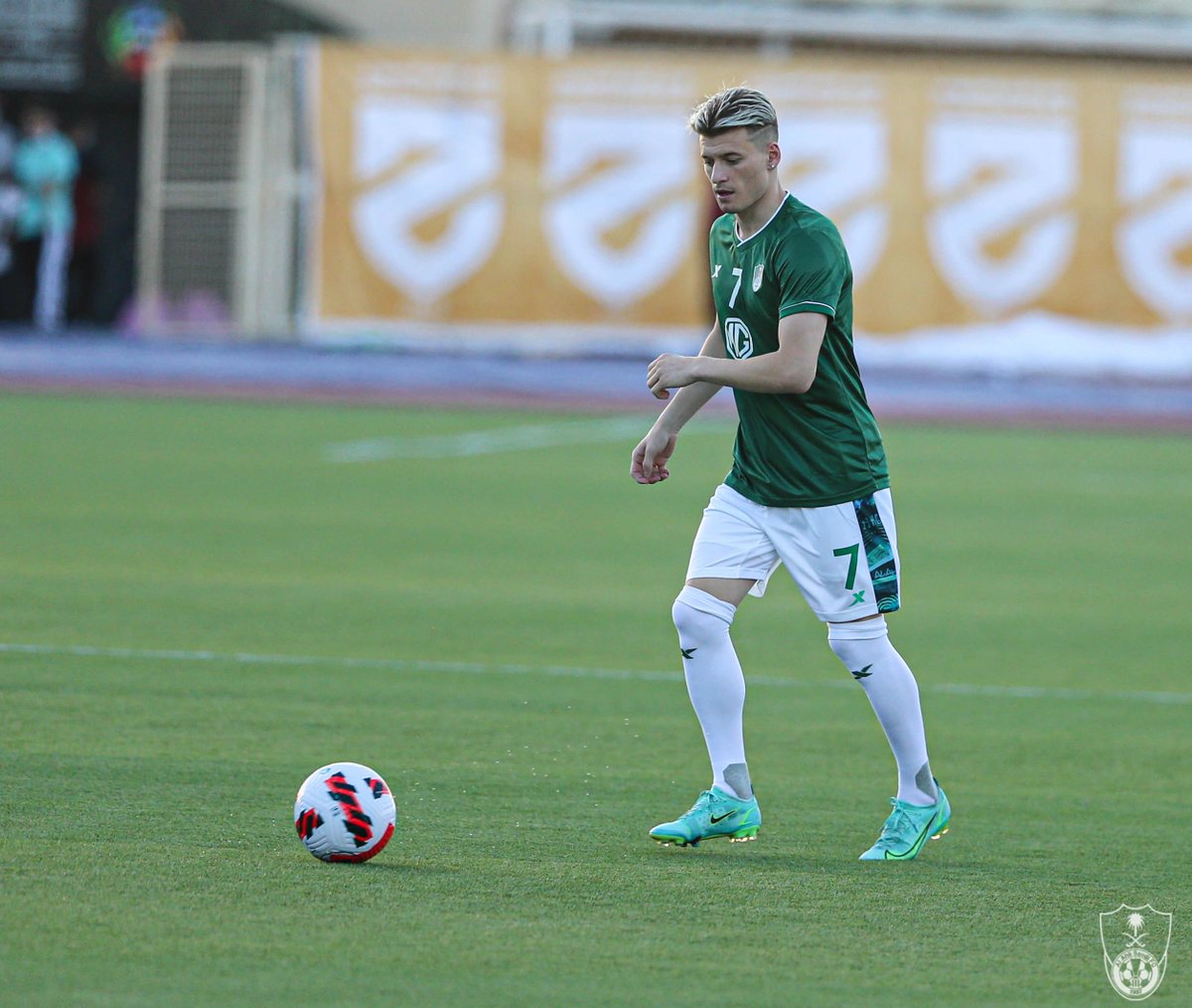 النادي الأهلي السعودي tweet media