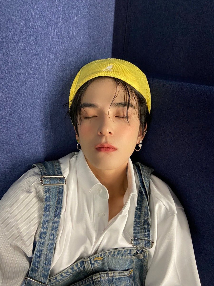 แป๋งตื่นมาเป่าเค้กก่อนเร็ว อย่าเพิ่งหลับนะ 😭