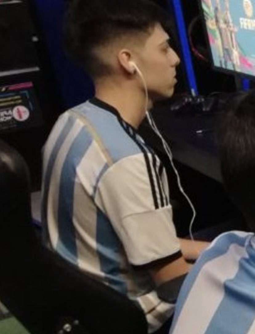 Cuando le das el joystick desenchufado a tu primito: