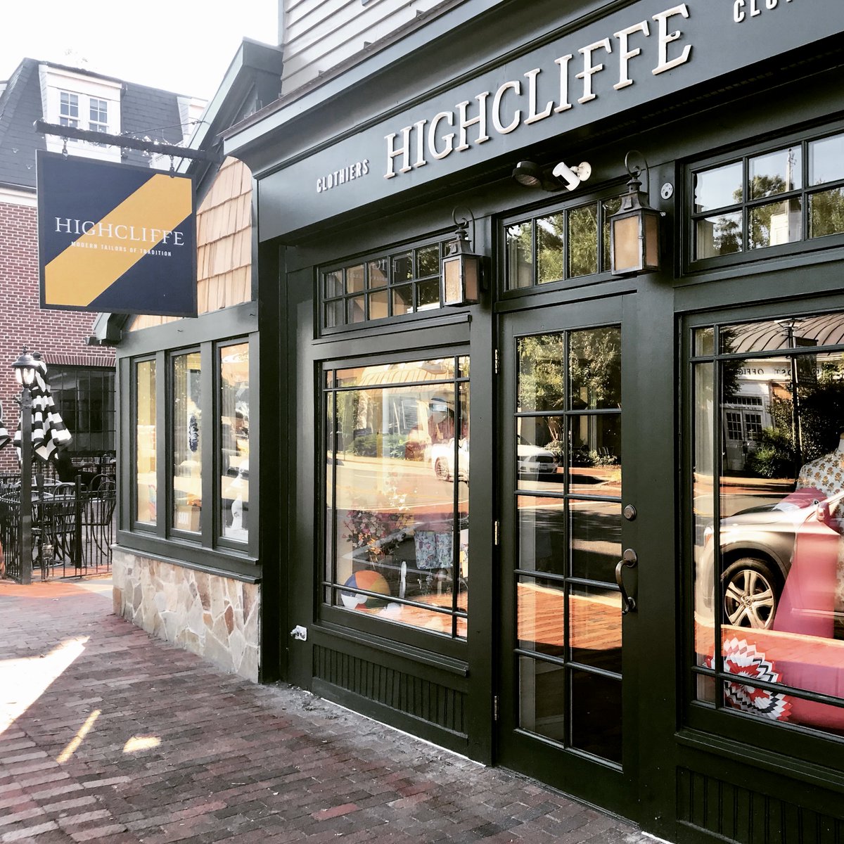 MiddleburgTown's tweet photo. Wander in any direction in downtown Middleburg and youโll quickly find welcoming merchants and charming shops. Itโs all part of what makes Middleburg like no place else. #middleburgva #loudoun #loveloudoun #shopping #boutique #shoplocal #smaltown #makeyourescape https://t.co/eUz72Q0wio