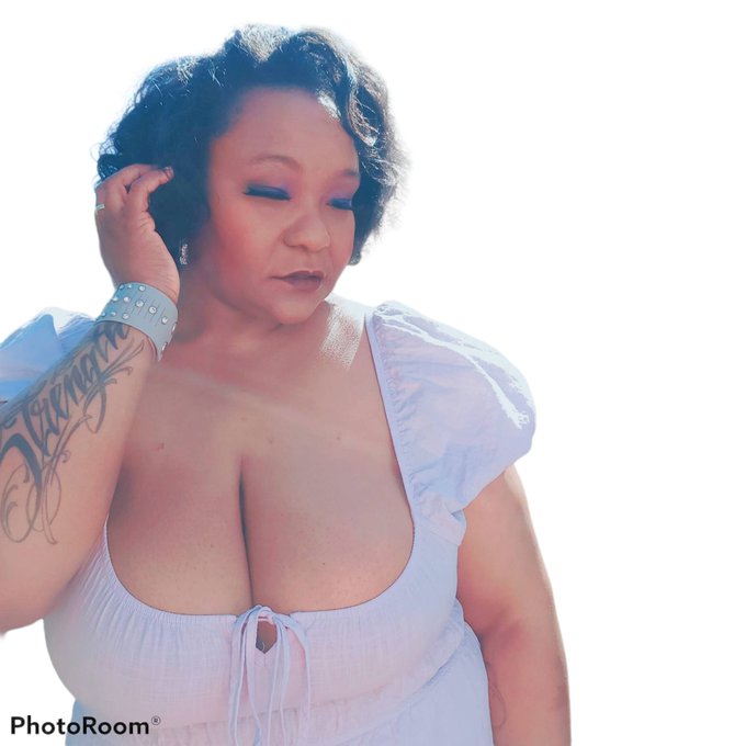 Summertime sadness. https://t.co/mKTX1JiLQU<a href="/tag/model"class="tags"><span>#model</span></a><a href="/tag/producer"class="tags"><span>#producer</span></a><a href="/tag/dancer"class="tags"><span>#dancer</span></a><a href="/tag/plussizemodel"class="tags"><span>#plussizemodel</span></a><a href="/tag/bbw"class="tags"><span>#bbw</span></a><a href="/tag/emcee"class="tags"><span>#emcee</span></a>