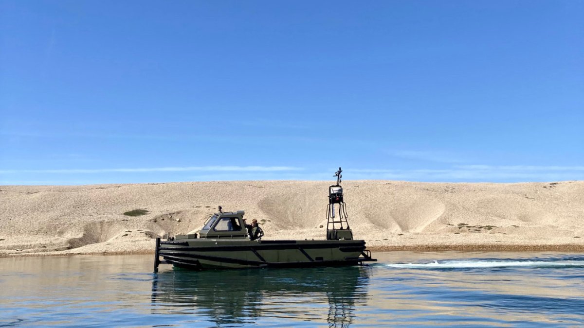 landmarcNEWS's tweet photo. Wow – this photograph of a #CombatSupport boat with clear blue skies is a postcard-perfect picture! Thanks to Ben Smith, Training Area Operative for taking this on the Fleet at #WykeRegis Training Area in #Dorset. 
#SouthWest #SummerDays #ClearBlueSkies #ReflectionShots https://t.co/WgiqUOX9GU